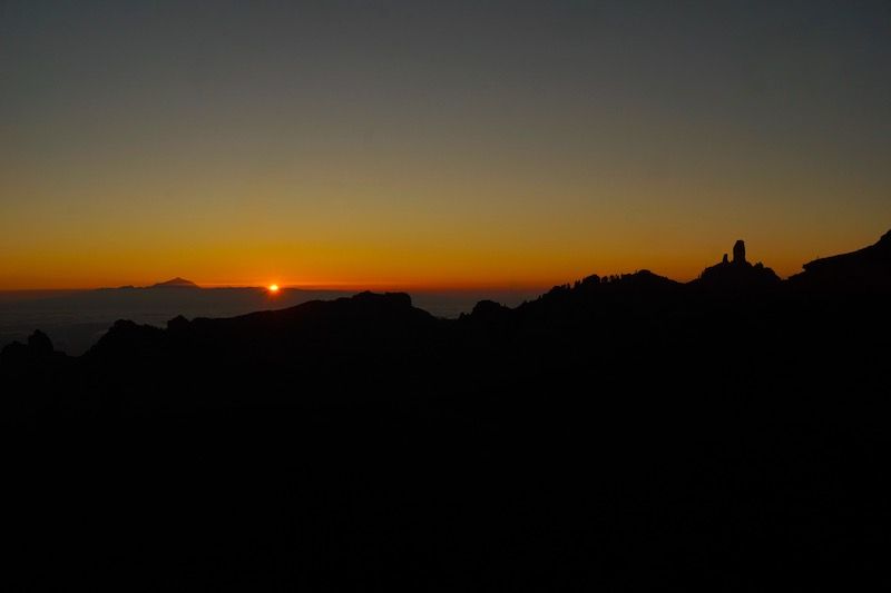 El Teide desde la ventana del Nublo, segundos antes de que el sol se escondiera 