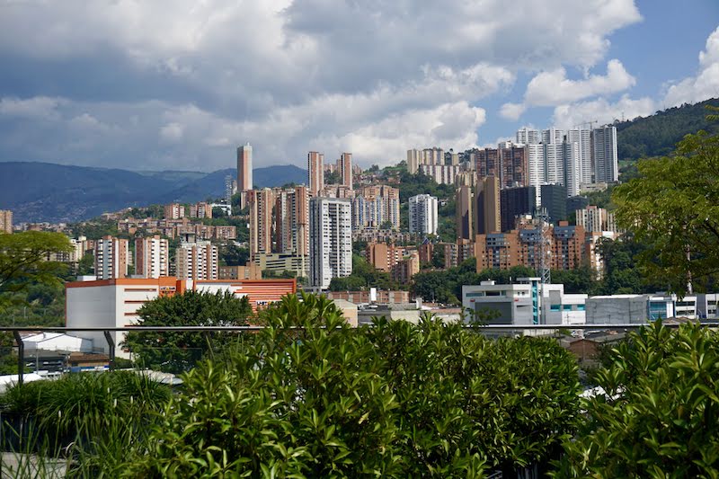 Vistas de Medellín desde el 5º piso del MAMM